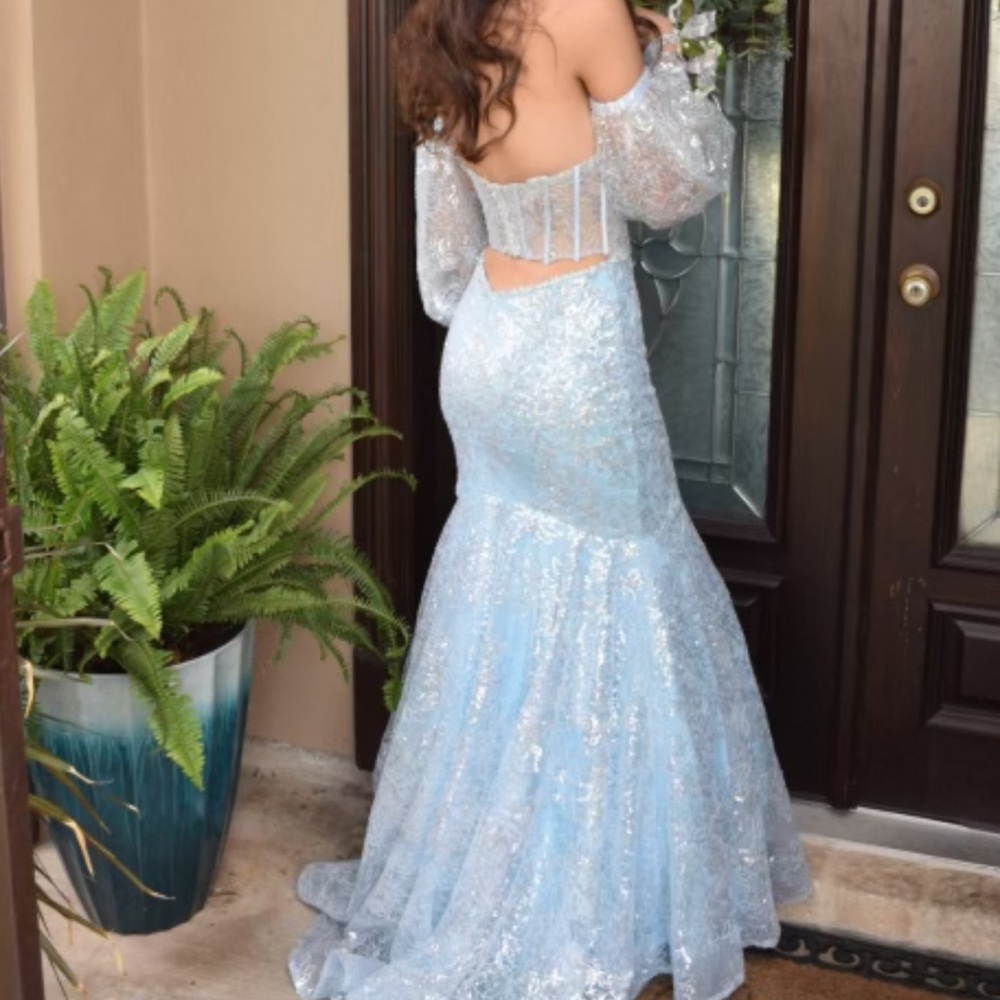Prom dress